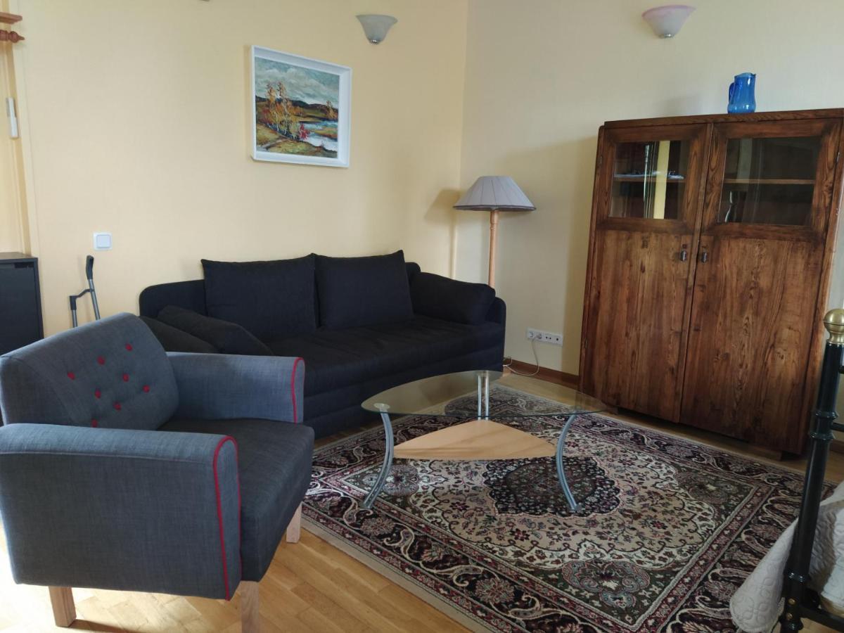 Karusselli 25 Apartments Пярну Екстериор снимка